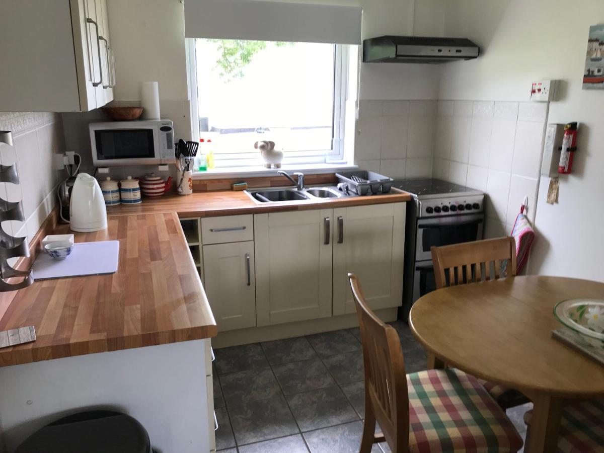 Number 43 The Gower Holiday Village Swansea Buitenkant foto