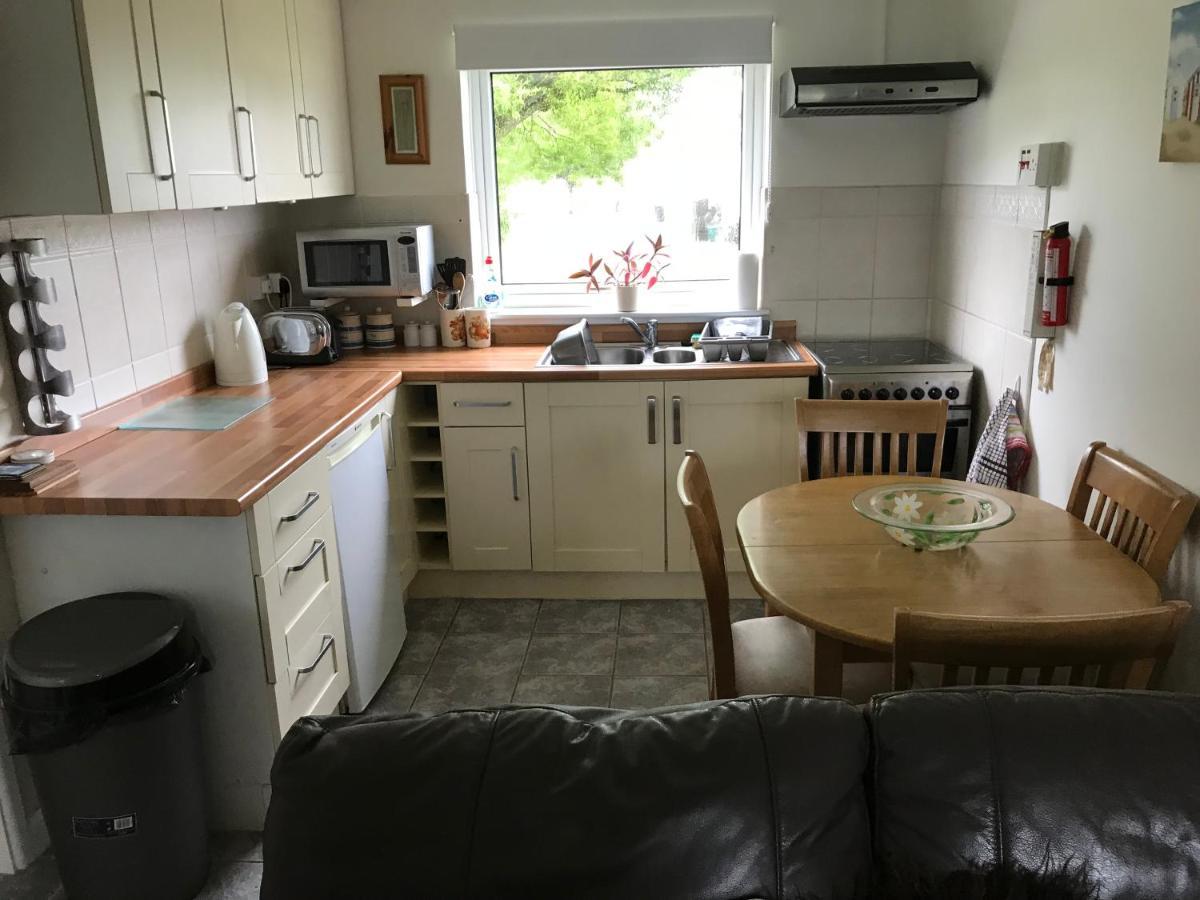 Number 43 The Gower Holiday Village Swansea Buitenkant foto